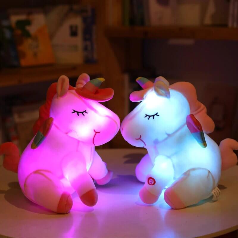 Lumino Magiczny Jednorożec LED – Tęczowa Przytulanka Świecąca Marzeniami