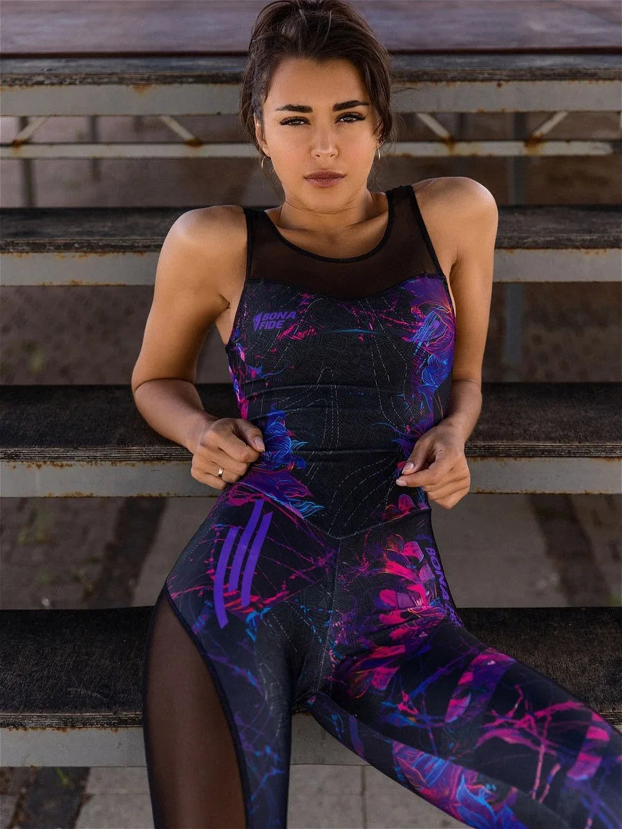 EnergyFlow Galaxy™ Stylowy kombinezon sportowy Galaxy z wycięciem na plecach – idealny do jogi, na siłownię i do aktywności na dworze