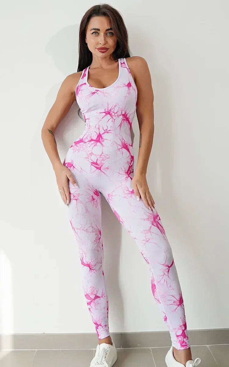 EnergyFlow Haze™ – Stylowy kombinezon sportowy z dynamicznym wzorem tie dye i wycięciem na plecach – idealny na jogę, fitness, siłownię i aktywności na świeżym powietrzu.