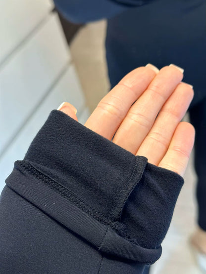 Termoaktywny kombinezon sportowy Kilimili ViveMotion Glide2 z polarowym wnętrzem — zdjęcie detaliczne.