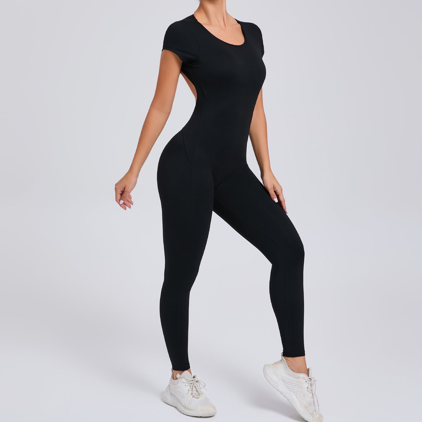 Elastyczny kombinezon sportowy Kilimili ViveMotion Flex z wycięciem na plecach — zdjęcie detaliczne.
